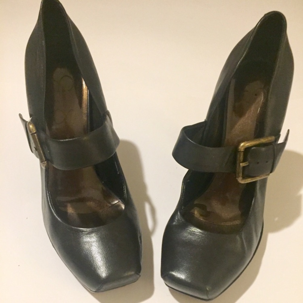 Jessica Simpson Chocolate Brown Platform Mary Jane